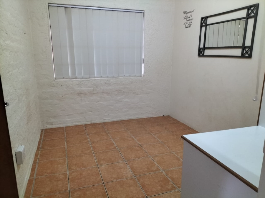 2 Bedroom Property for Sale in C Place Eastern Cape
